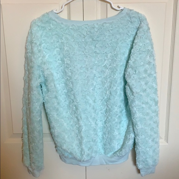 Mint colored furry sweater - Picture 4 of 4